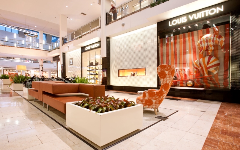 Louis Vuitton Paramus Garden State Plaza store, United States